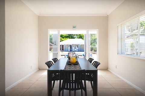 accommodation walmer self catering walmer villiers communal kitchen 001 accommodation walmer self catering walmer villiers communal kitchen 001