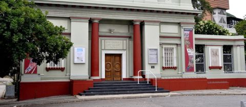 nearby-walmer-villiers-self-catering-port-elizabeth-nelson-mandela-art-museum nearby-walmer-villiers-self-catering-port-elizabeth-nelson-mandela-art-museum